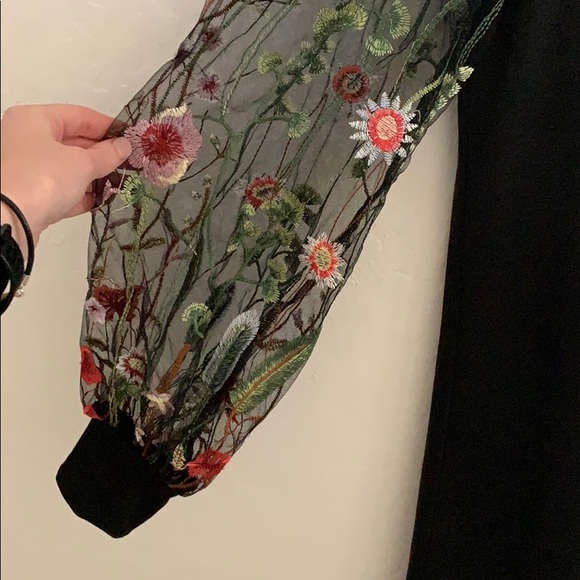 Worn once - Picture 2 of 3